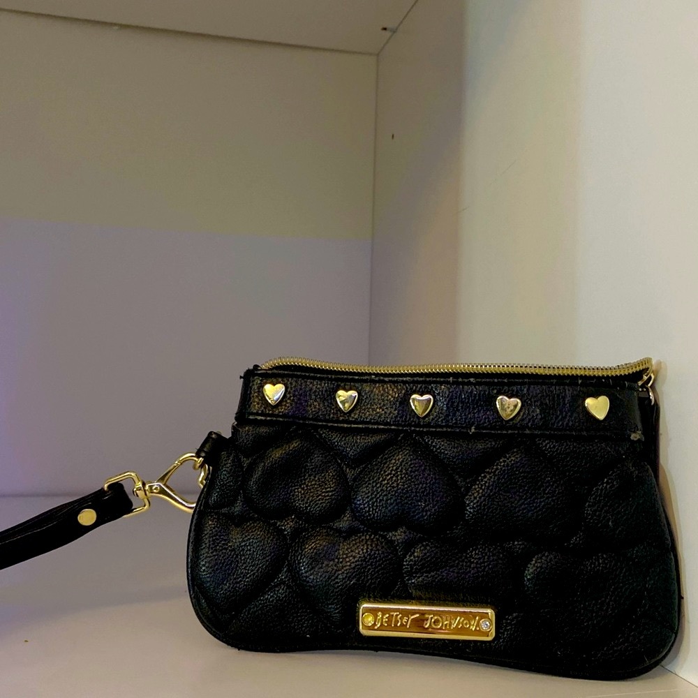 Betsy Johnson wallet/clutch 🖤💖